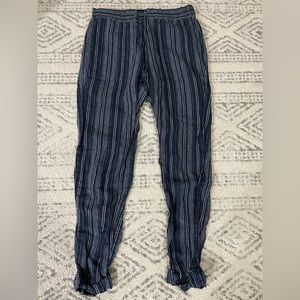 Ellen Tracy // linen striped trousers